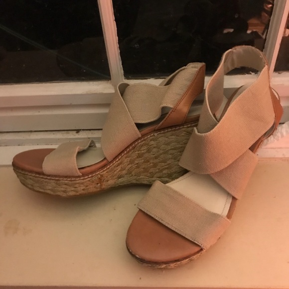 Arturo Chiang Jute Heel Wedges - Picture 3 of 8
